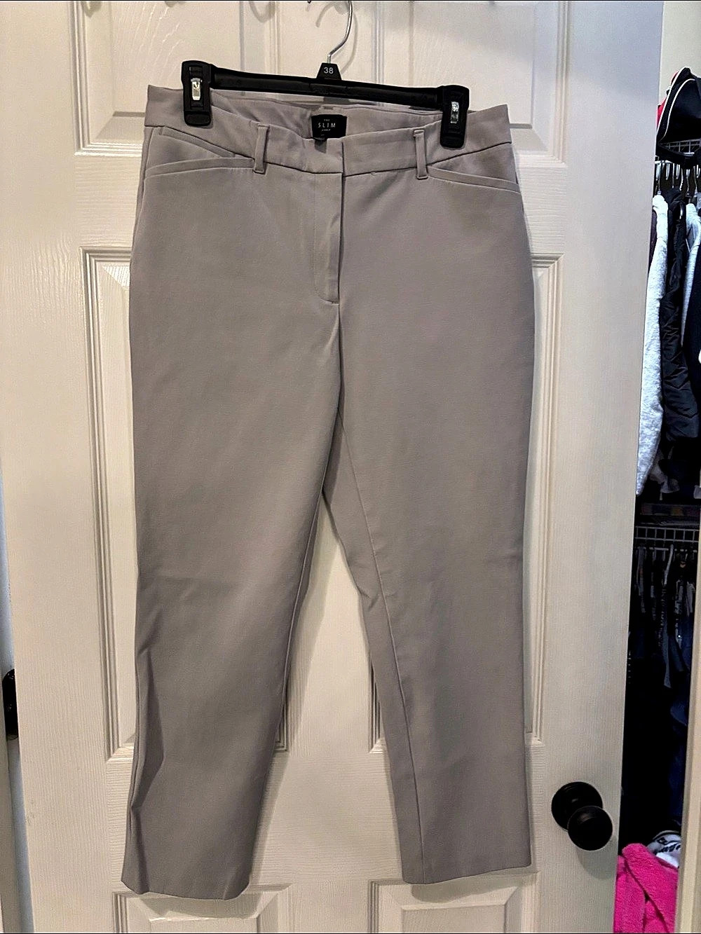 The Limited Straight Leg Pants in Gray Like New